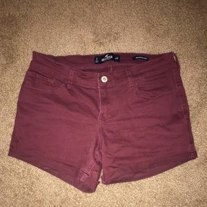 Hollister Burgundy Low Rise Shorts